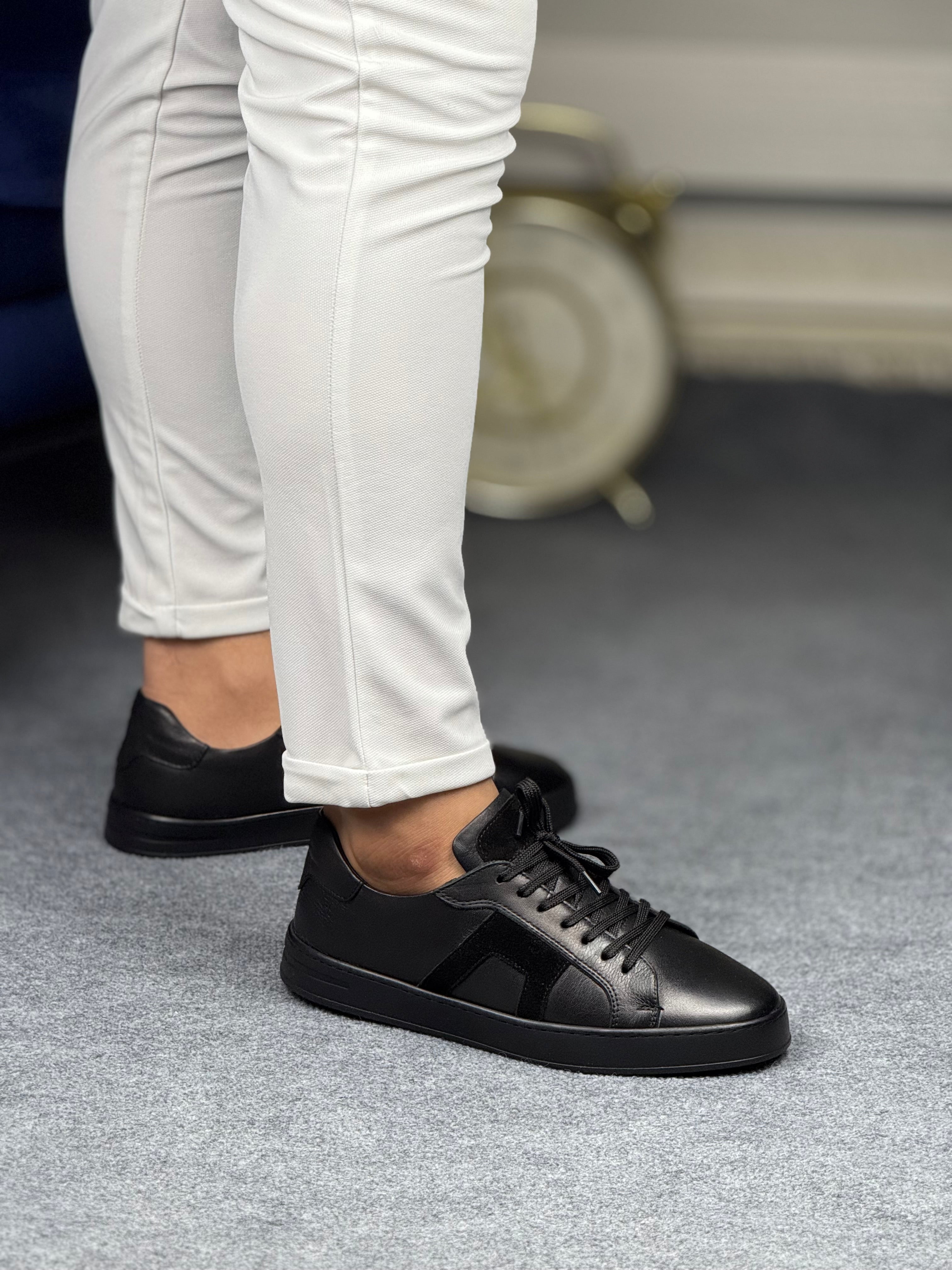 097 SİYAH ERKEK DERİ AYAKKABI