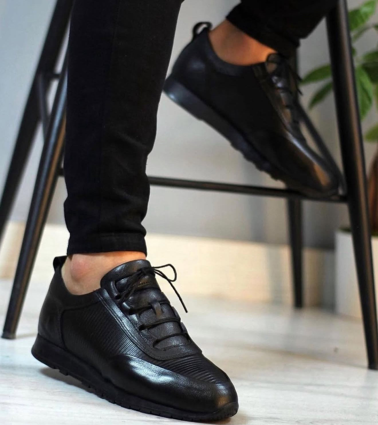 078 SİYAH ERKEK DERİ AYAKKABI