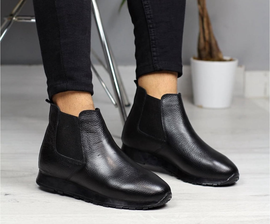 0020 SİYAH ERKEK DERİ BOT