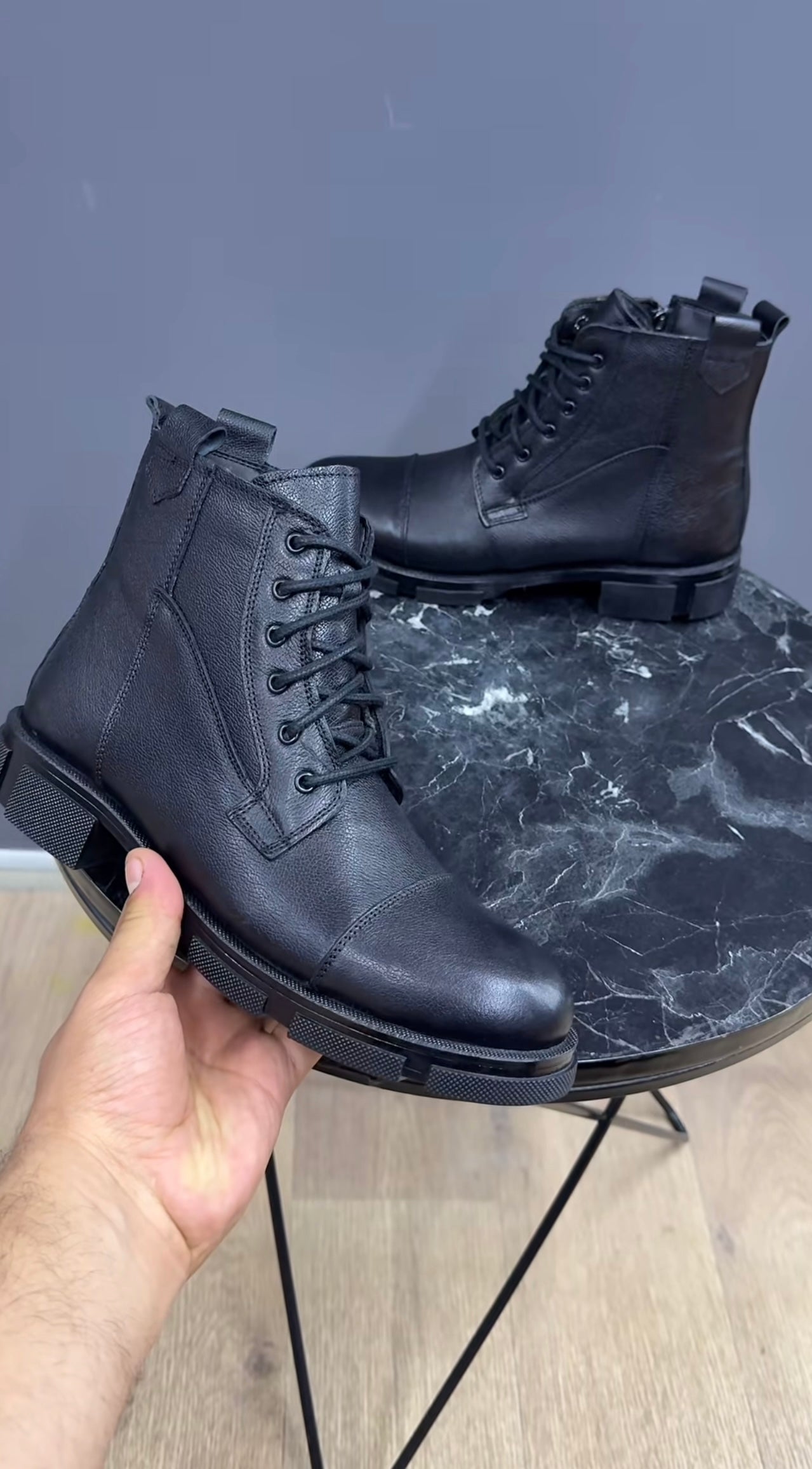 0023 SİYAH ERKEK DERİ BOT