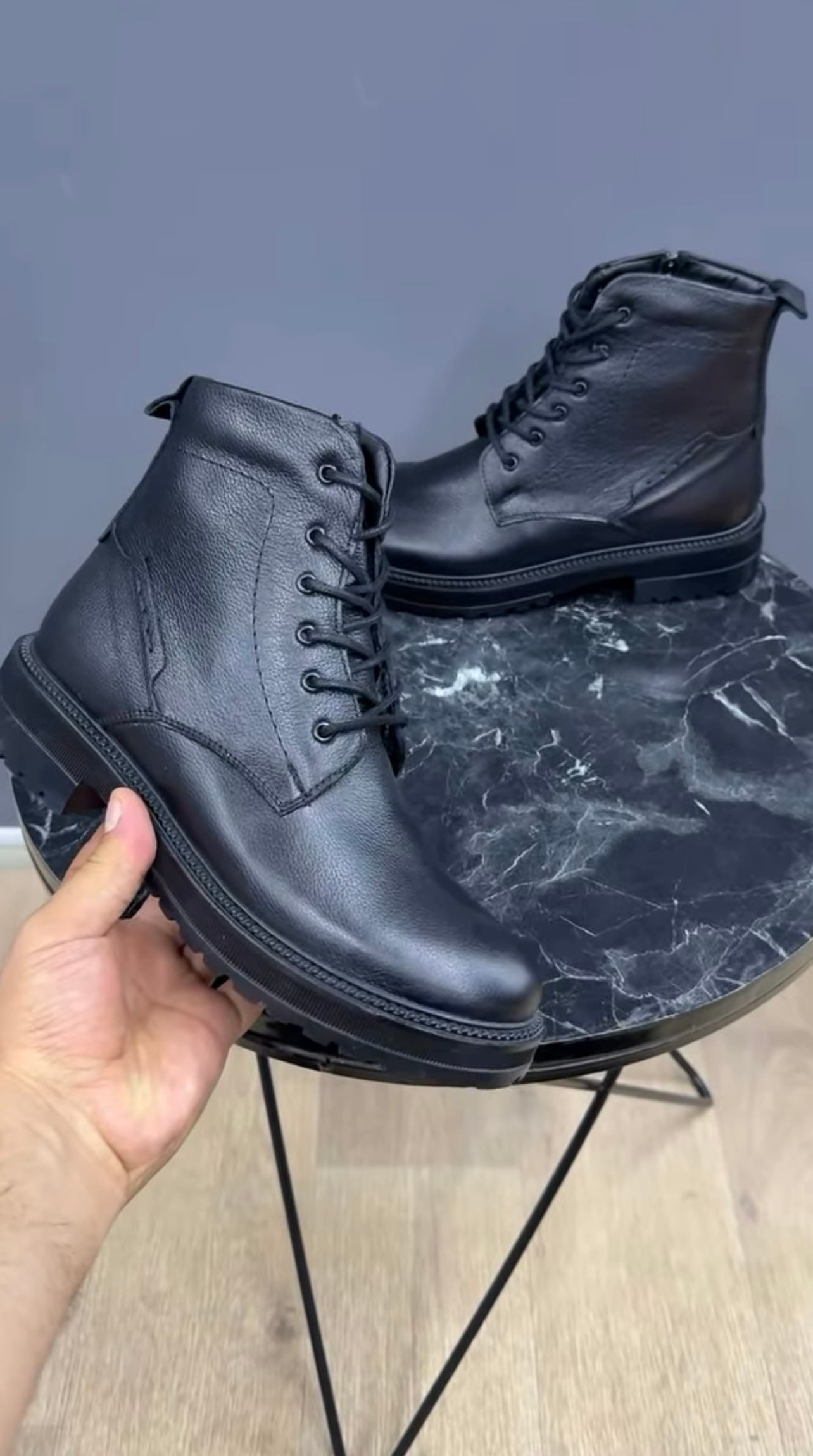 0024 SİYAH ERKEK DERİ BOT